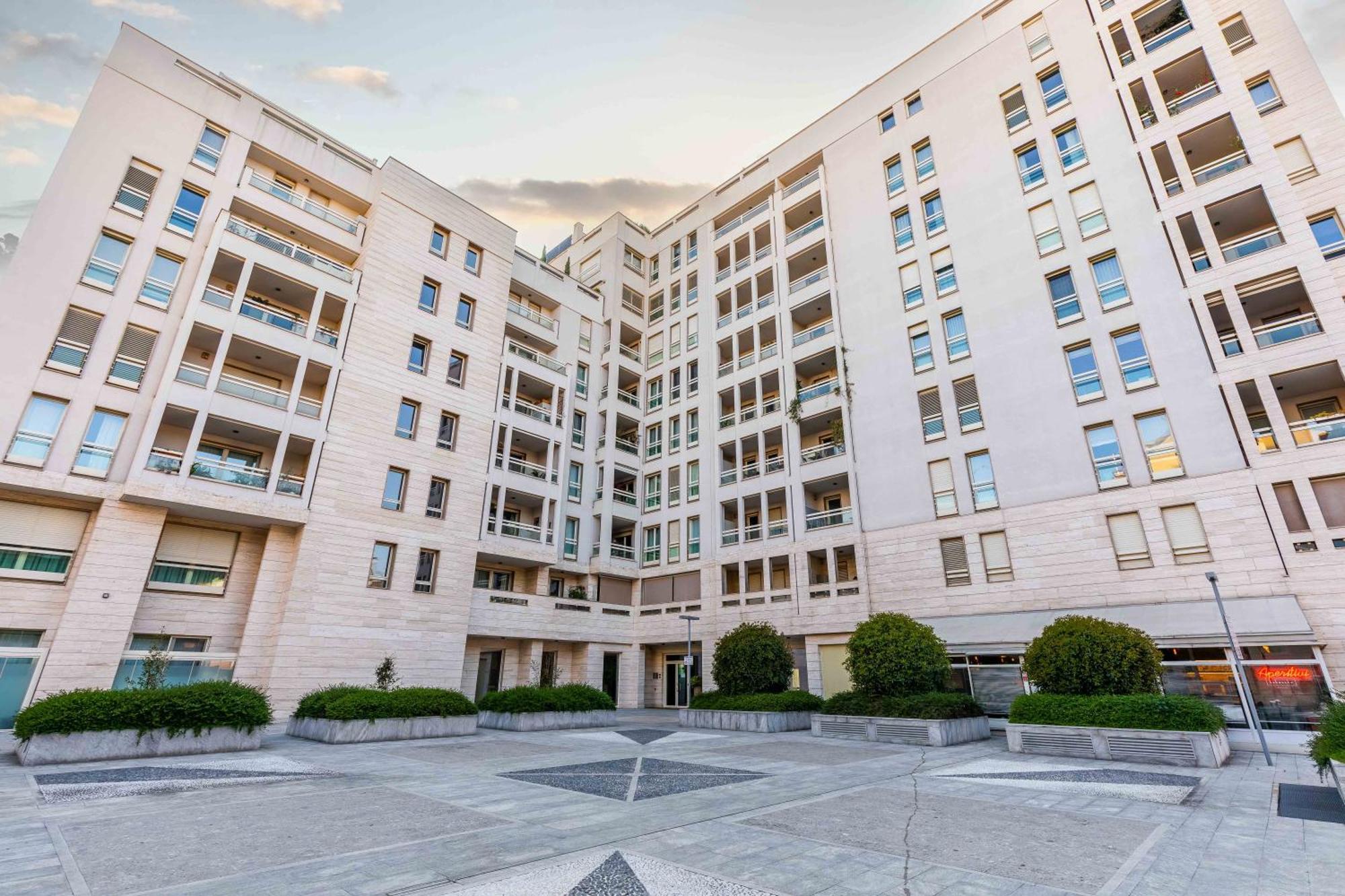 Luxury Apartment - Free Private - Parking Maestri Campionesi 16 Milán Exteriér fotografie